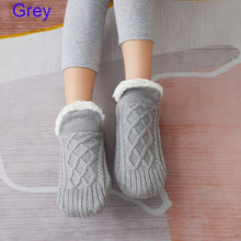 Load image into Gallery viewer, Men's Women's Winter Super Soft Fleece Warm Floor Socks