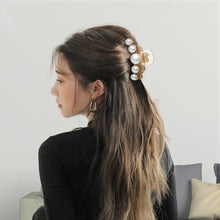 Load image into Gallery viewer, New large pearl hair grabbing clip large size hairpin