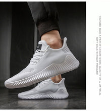 Load image into Gallery viewer, Men's fashionable breathable mesh casual shoes