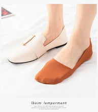 Load image into Gallery viewer, 5 Pairs of summer ice silk seamless socks for women