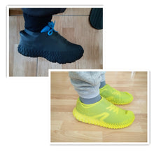Load image into Gallery viewer, Waterproof shoe cover can be reused indoors and outdoors in rainy days