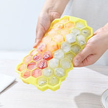 Load image into Gallery viewer, Universal silicone mold for honeycomb ice tray