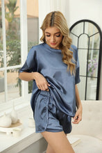 Load image into Gallery viewer, Two-piece Silk Satin Pure Color Pajamas Suit
