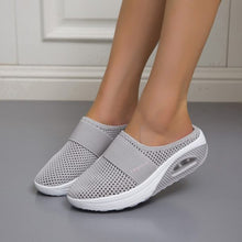 Load image into Gallery viewer, Women Air Cushion Mesh Slippers

