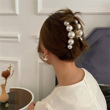 Load image into Gallery viewer, New large pearl hair grabbing clip large size hairpin
