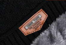 Load image into Gallery viewer, Winter knitted hat Bib two piece set
