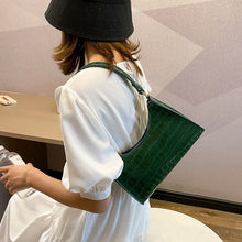 Load image into Gallery viewer, Retro Casual Women Totes Shoulder Bags
