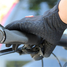 Load image into Gallery viewer, Winter Bicycle Warm Touchscreen Full Finger Gloves

