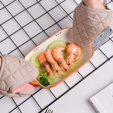 Load image into Gallery viewer, One Piece Silicone Anti-scalding Oven Gloves
