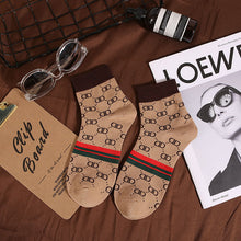 Load image into Gallery viewer, Autumn and winter trend wild cotton socks
