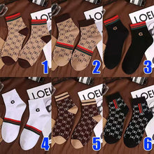 Load image into Gallery viewer, Autumn and winter trend wild cotton socks
