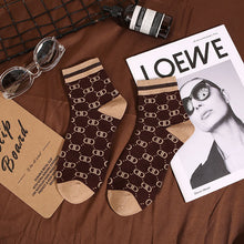 Load image into Gallery viewer, Autumn and winter trend wild cotton socks
